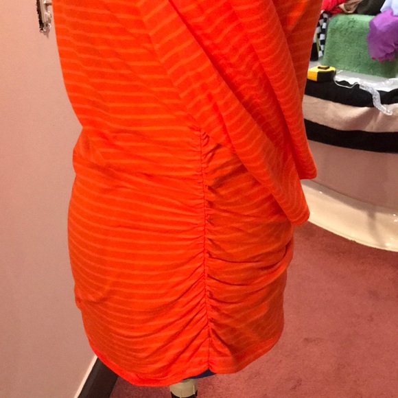 Top - Picture 3 of 4